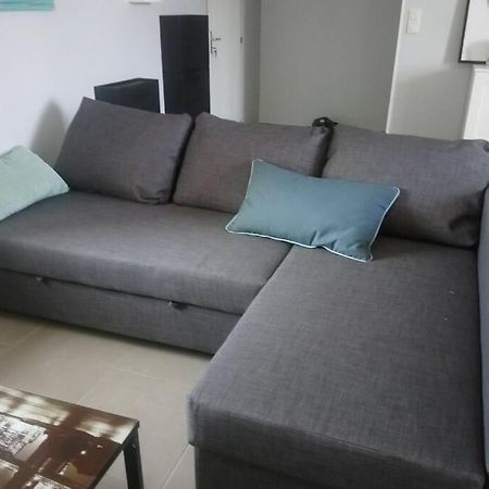 Bel Appart Duplex Moderne A 9 Min De L'Aeroport Janneyrias Exterior photo
